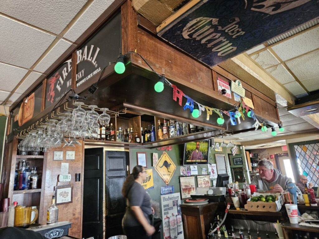 Pawn Shop Pub 4